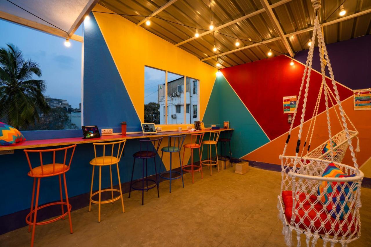 Gostops Bengaluru, Gandhi Nagar Majestic Екстериор снимка